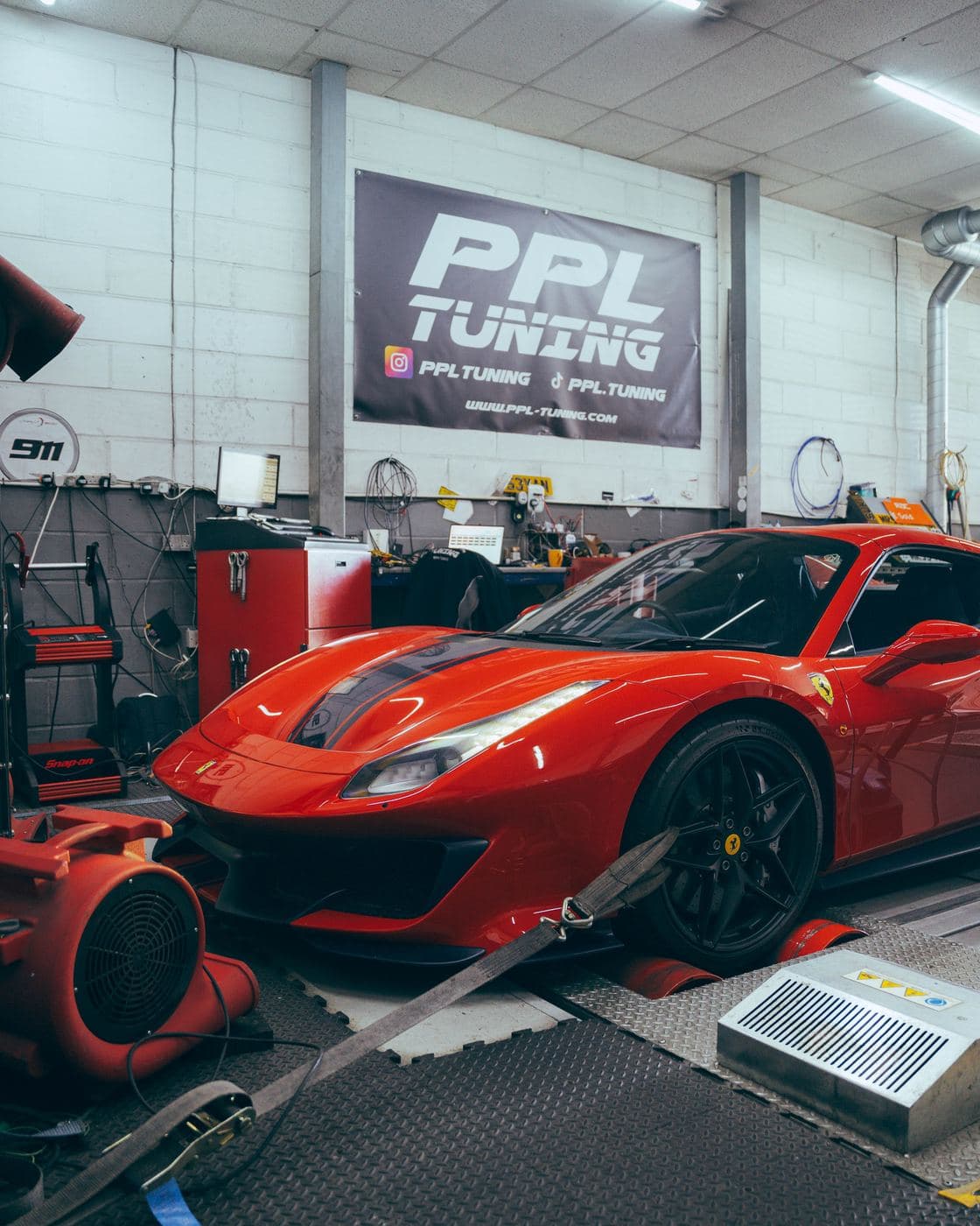 Ferrari 488 Pista